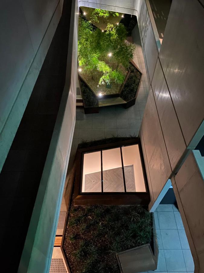The Gallery Luxe 1 Bedroom Executive Apartment In The Heart Of Braddon Wine Secure Parking Wifi Канберра Екстер'єр фото