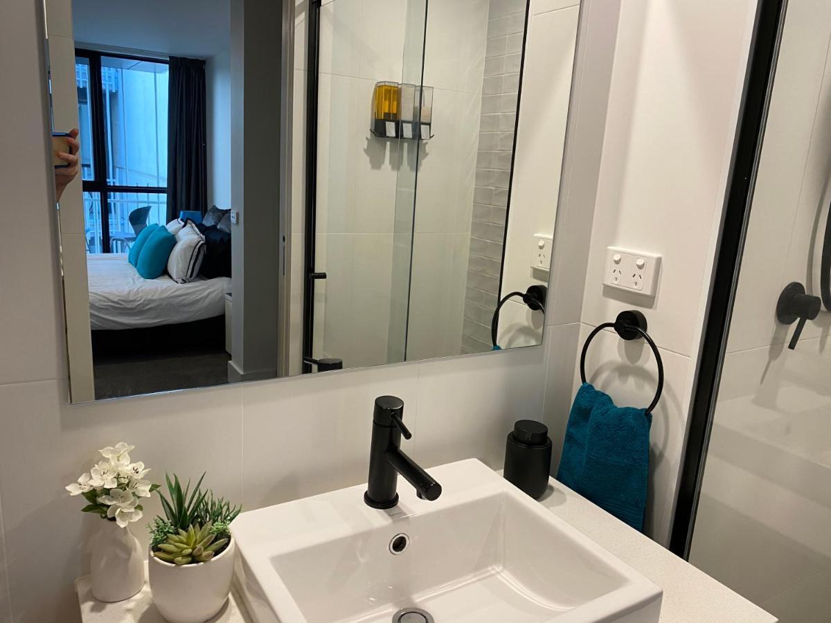 The Gallery Luxe 1 Bedroom Executive Apartment In The Heart Of Braddon Wine Secure Parking Wifi Канберра Екстер'єр фото