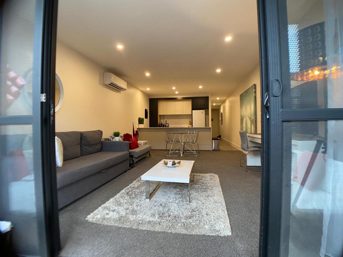 The Gallery Luxe 1 Bedroom Executive Apartment In The Heart Of Braddon Wine Secure Parking Wifi Канберра Екстер'єр фото